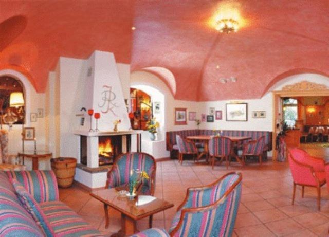 Wohlfuehlresort Und Feriengut Martinerhof Sankt Martin am Tennengebirge Exteriör bild