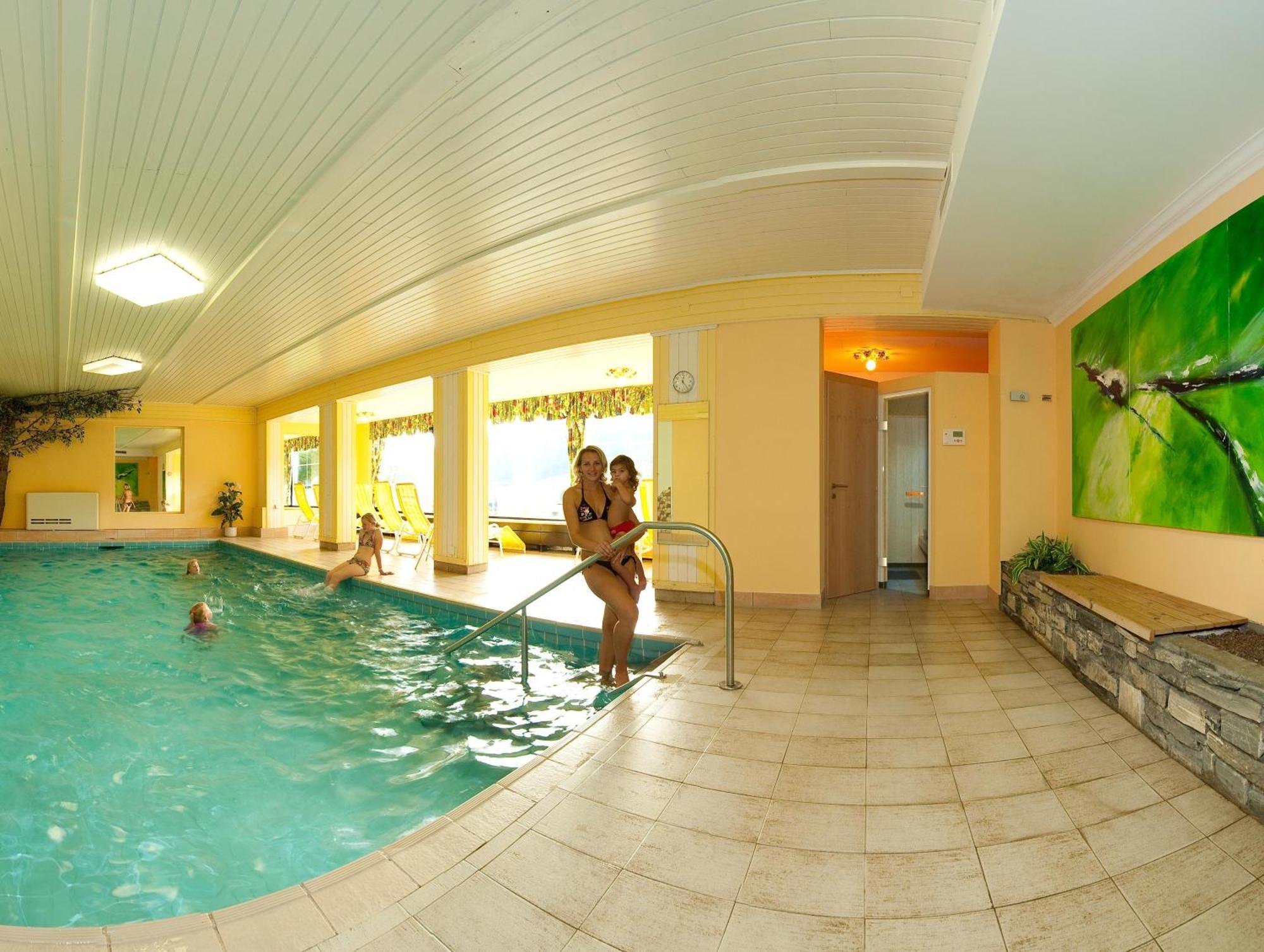 Wohlfuehlresort Und Feriengut Martinerhof Sankt Martin am Tennengebirge Exteriör bild