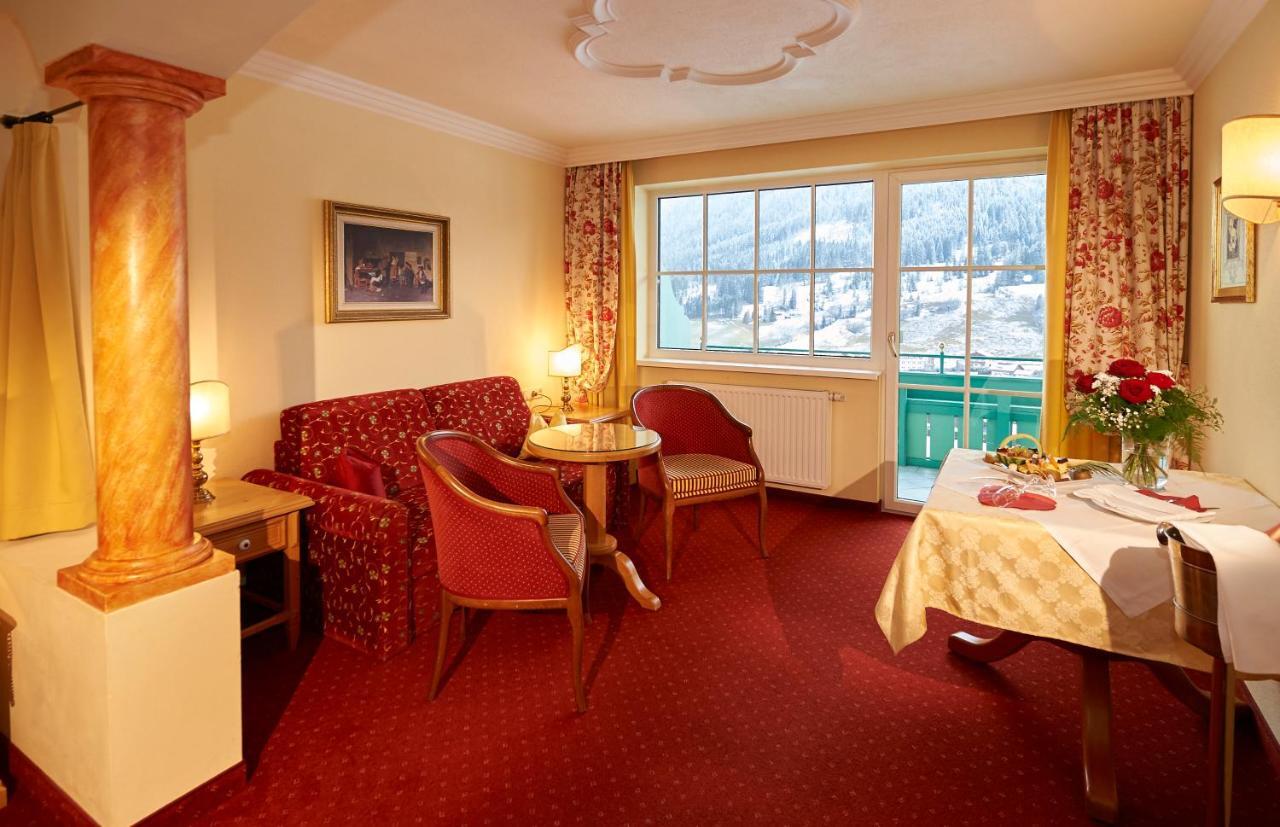 Wohlfuehlresort Und Feriengut Martinerhof Sankt Martin am Tennengebirge Exteriör bild