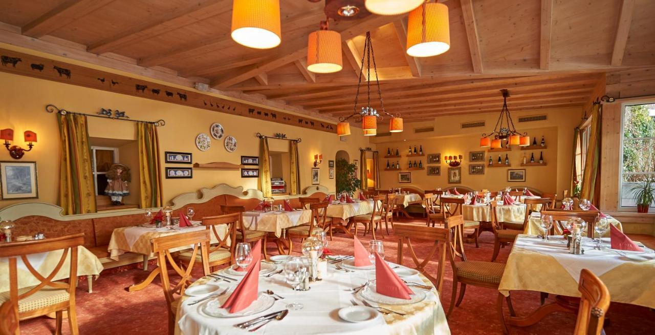 Wohlfuehlresort Und Feriengut Martinerhof Sankt Martin am Tennengebirge Exteriör bild